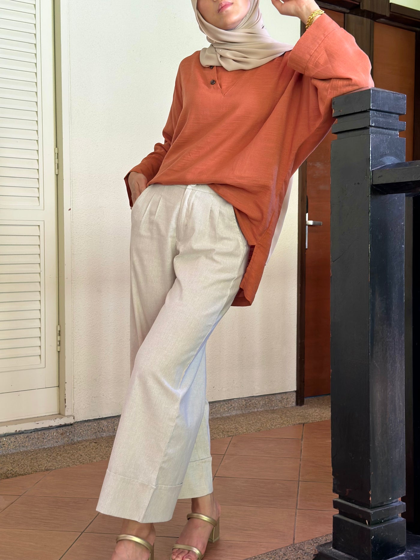 AKASIA Linen Blouse in Cinnamon