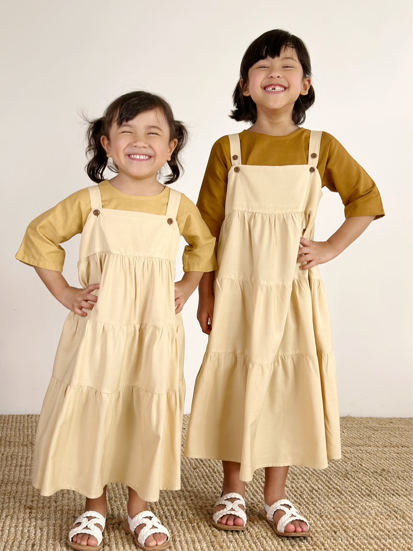 SUMMER Overall Flounce Dress in Parmesan