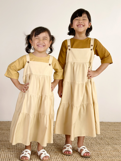 SUMMER Overall Flounce Dress in Parmesan