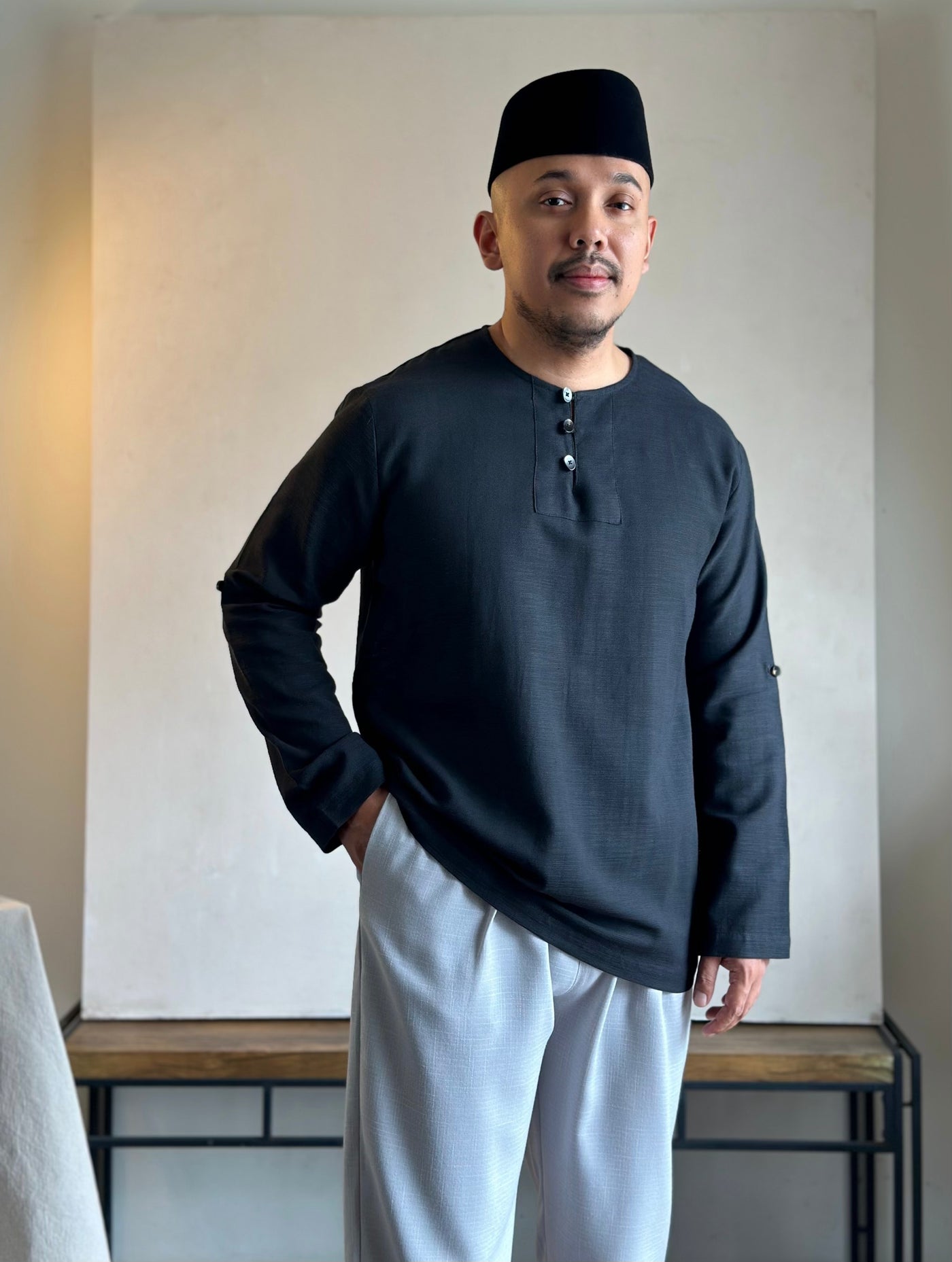 ELIAS Kurta in Charcoal