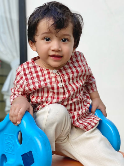 TENANG Unisex Baby’s Kurta in Red Gingham