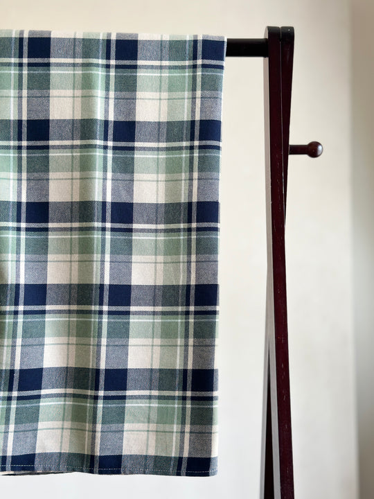 IDRIS Pelikat Style Samping in Green Plaid