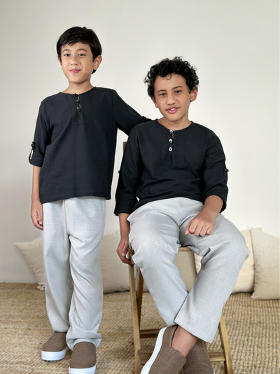 EZRA Kurta in Charcoal