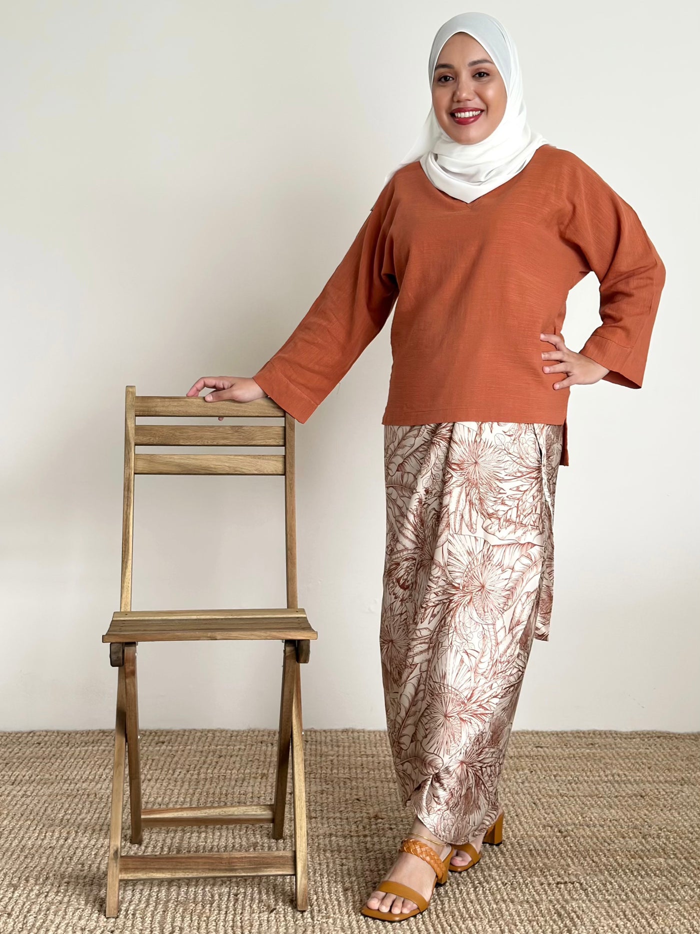AKASIA Linen Blouse in Cinnamon