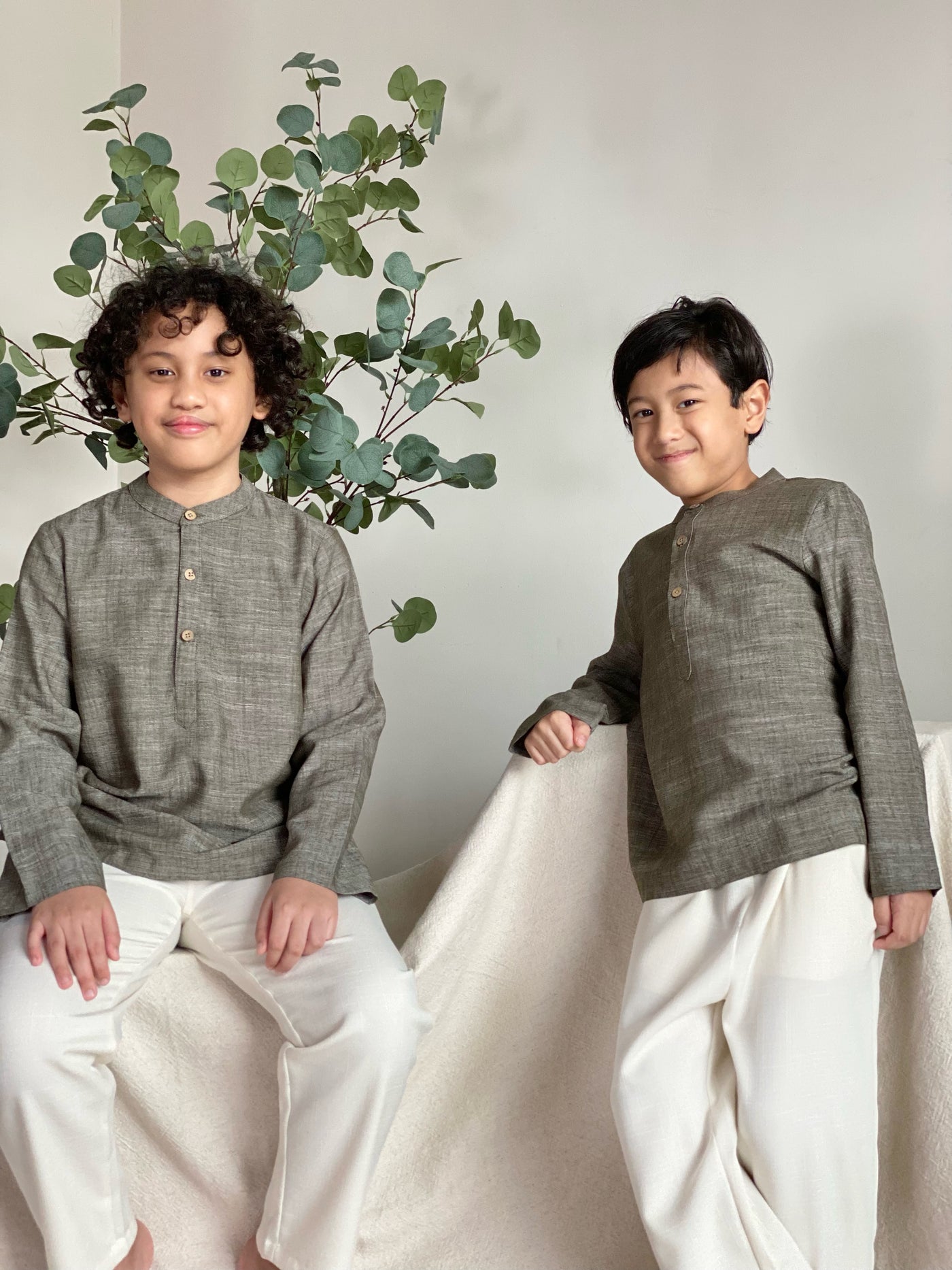BENJI Unisex Lounge Pants in Ivory