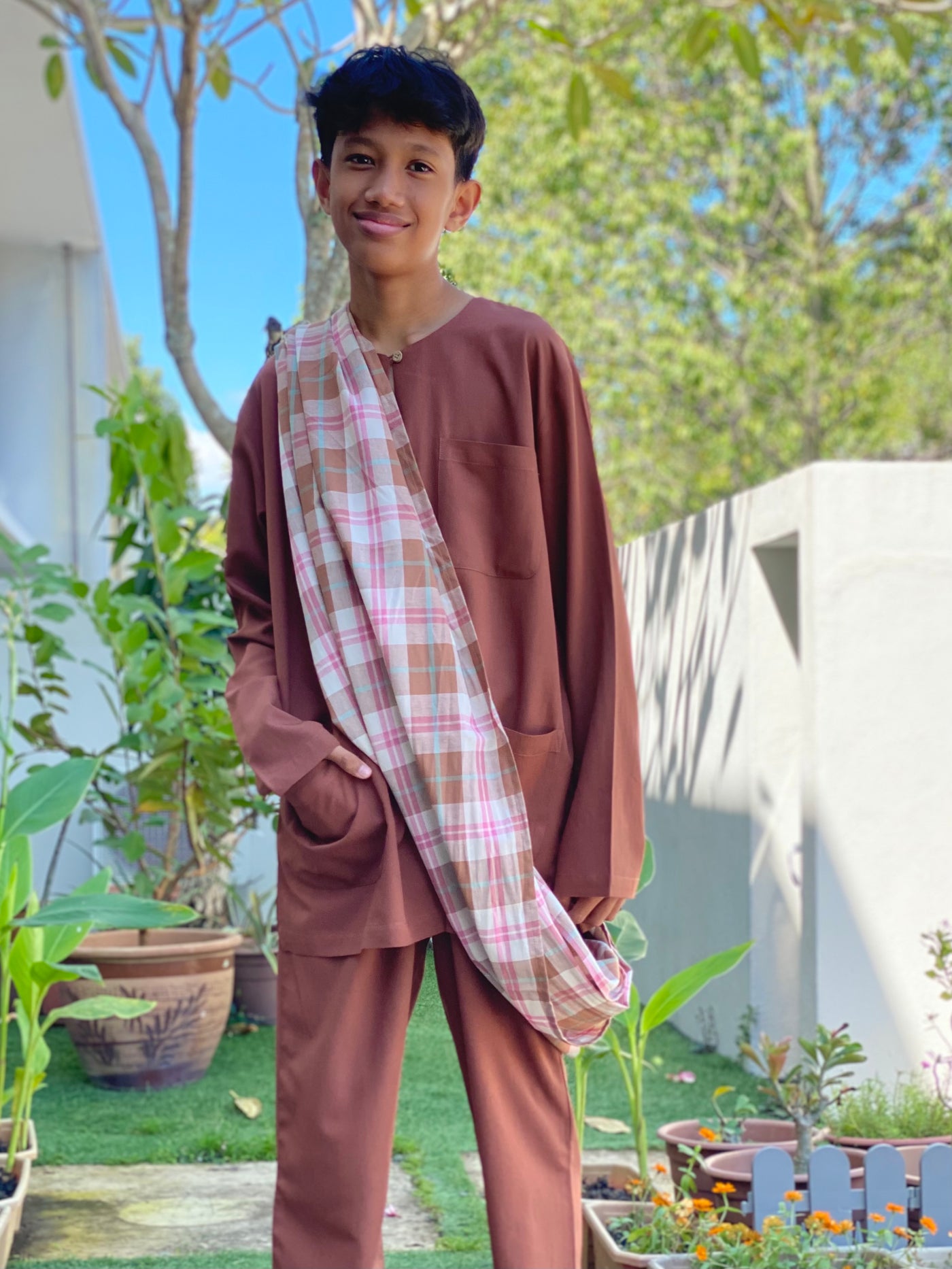 MALIK Teluk Belanga Baju Melayu Set in Cocoa