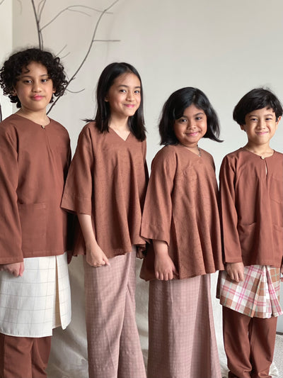 NUH Teluk Belanga Baju Melayu Set in Cocoa