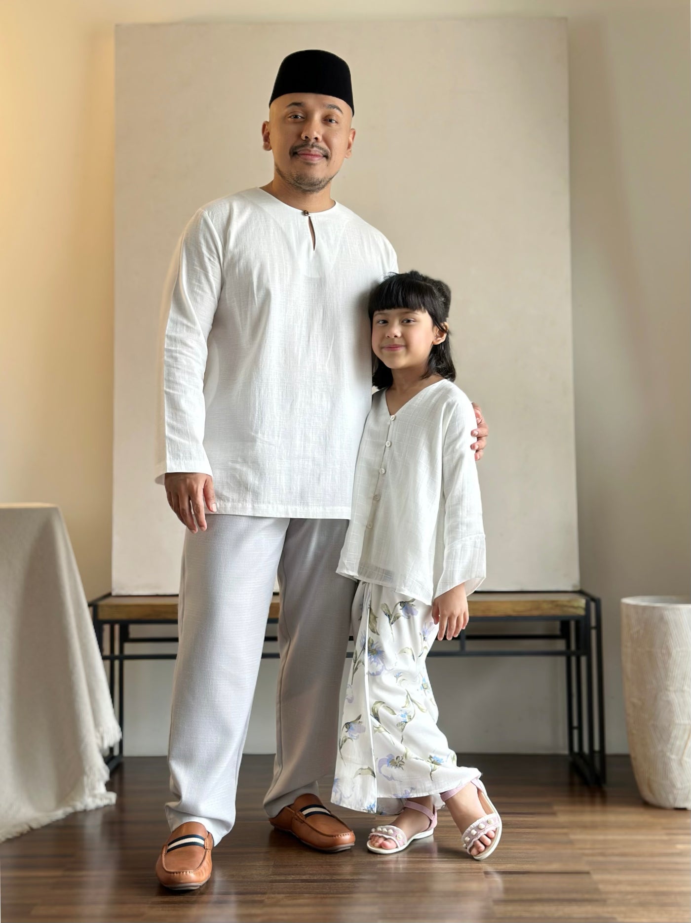BAIDURI Mini Kebarung Set in White Garden