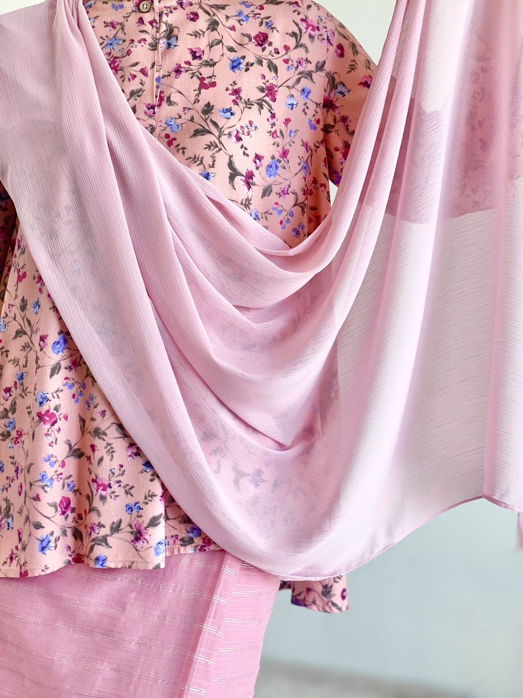 NIRMALA Modern Kurung Set in Pink Floral