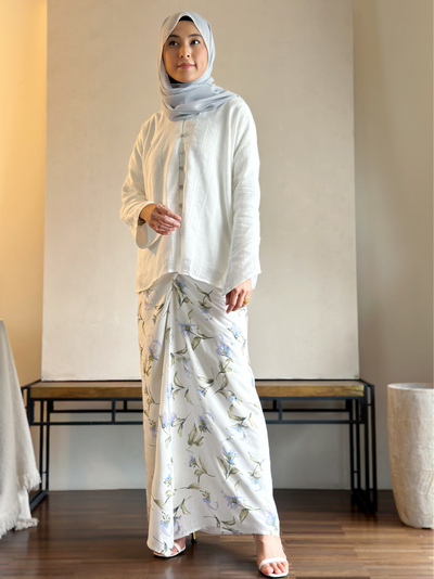 MUSTIKA Mini Kebarung Set in White Garden