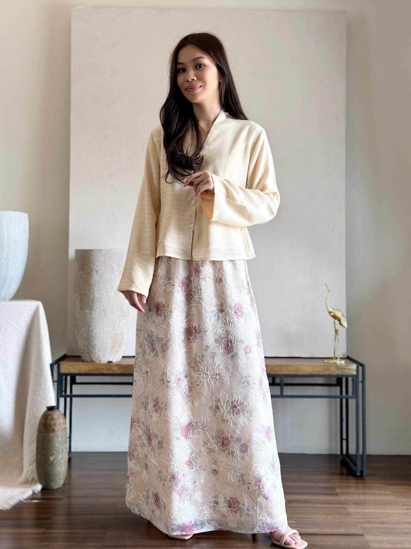 CAMELIA Modern Mini Kebaya Set in Vanilla Rose