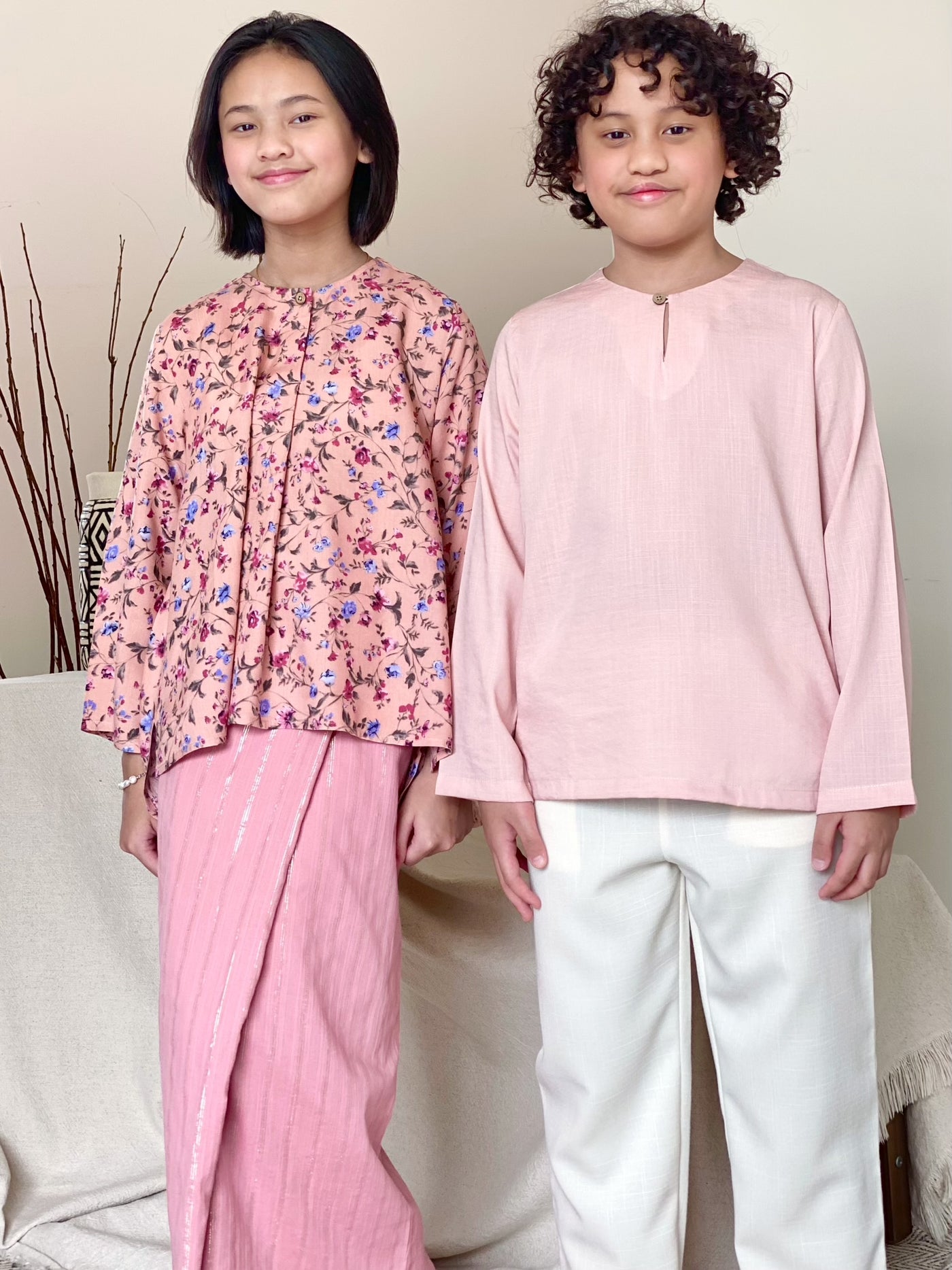 DAMAI Teluk Belanga Kurta in Pink
