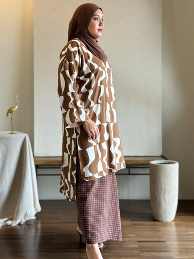 TANJUNG Long Kurung Set in Cocoa