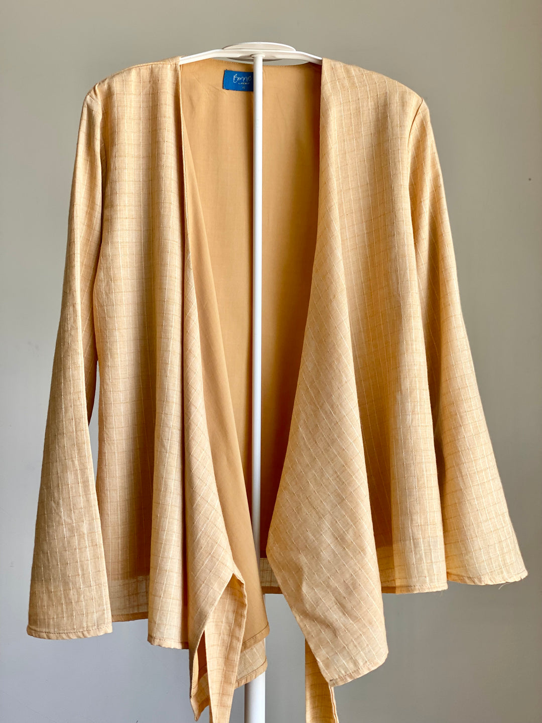 DONNA Wrap Blouse