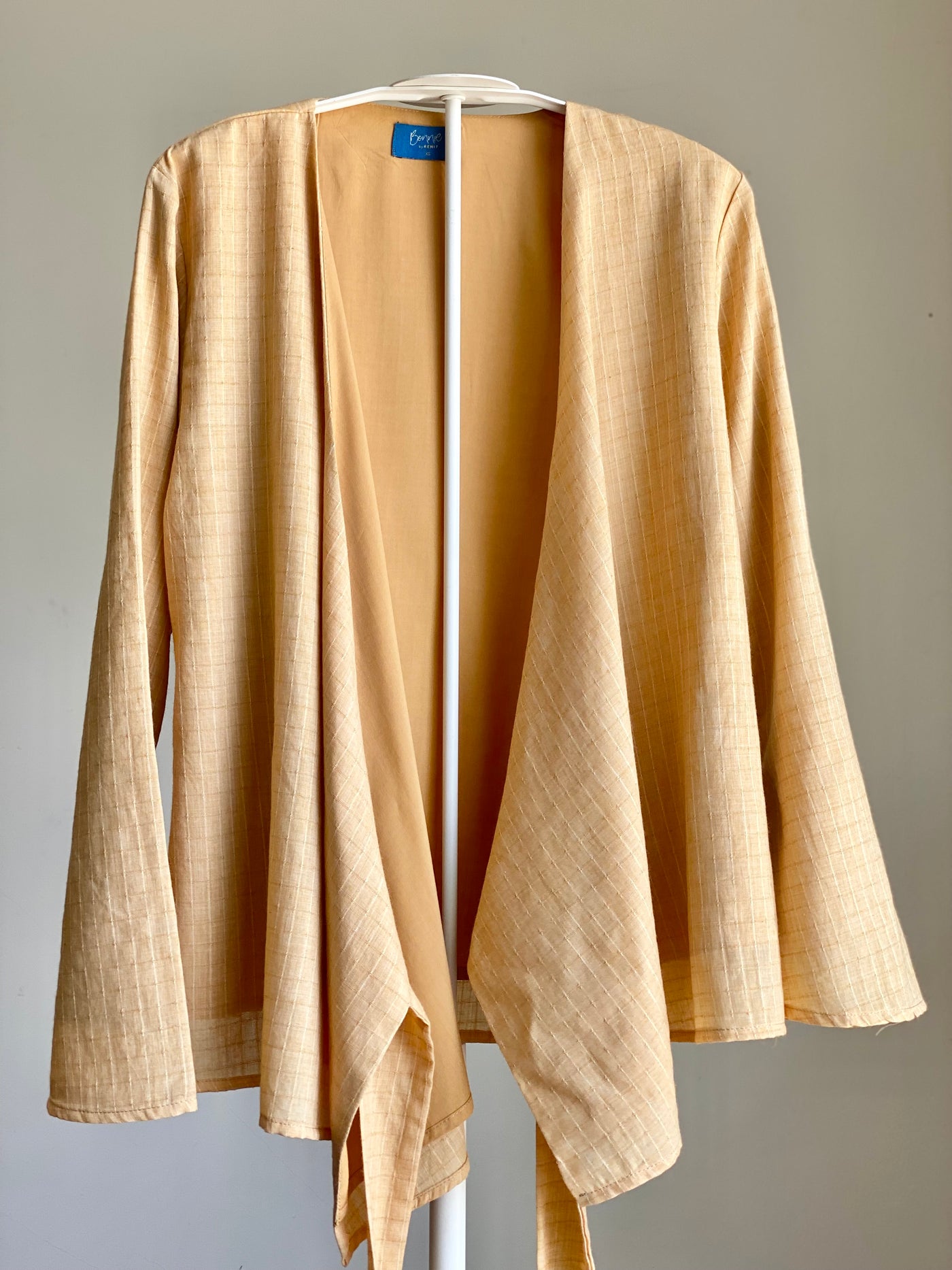 DONNA Wrap Blouse
