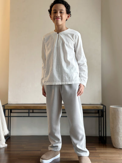 DAMAI Teluk Belanga Kurta in White