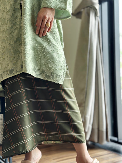 ANGGUN Kebarung Set in Olive