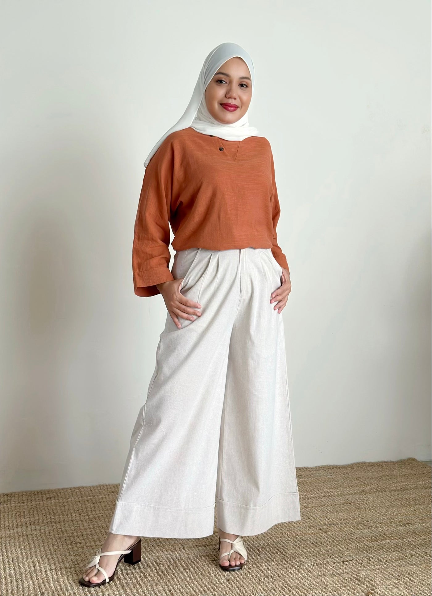 AKASIA Linen Blouse in Cinnamon