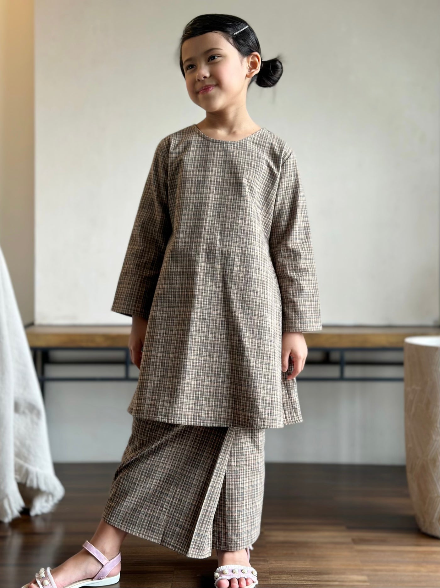 MELATI Kurung Pahang Set in Tartan Checks