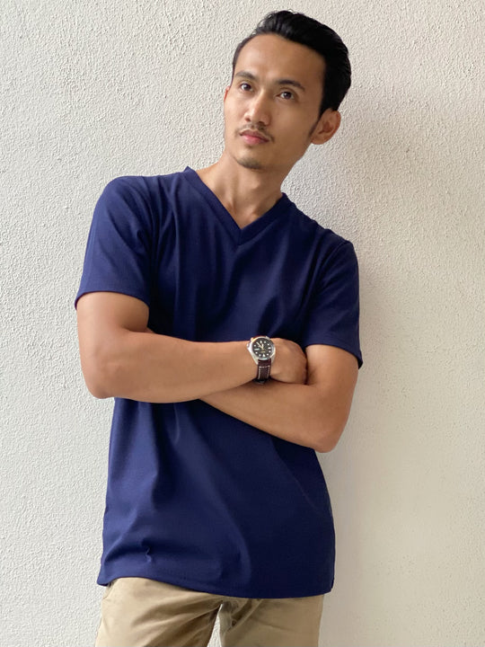 AARON V-Neck Tee in Navy