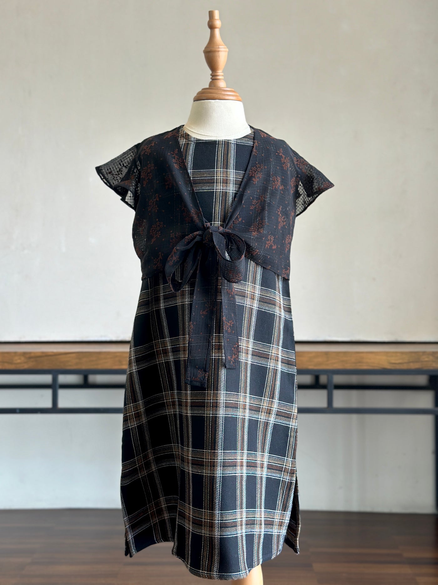 KEMIRI Baby's Dress with Mini Bolero Set in Black Plaid