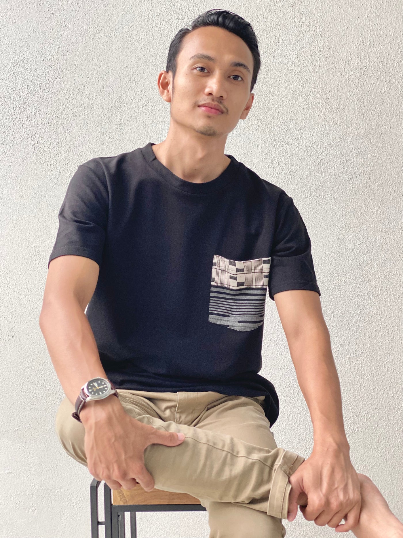 LOGAN Crew Neck Tee
