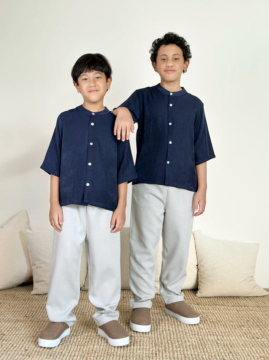 PUJANGGA Kurta in Navy Blue