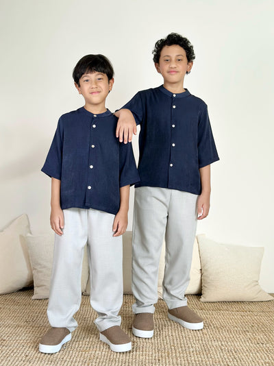 PUJANGGA Kurta in Navy Blue