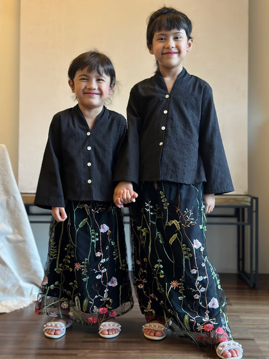 LILY Modern Mini Kebaya Set in Black Bloom