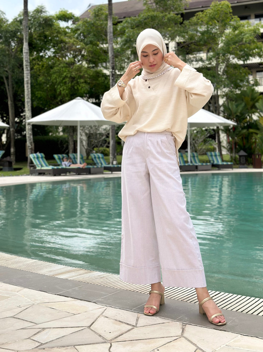 AUBREY Cotton Palazzo Pants in Oatmeal
