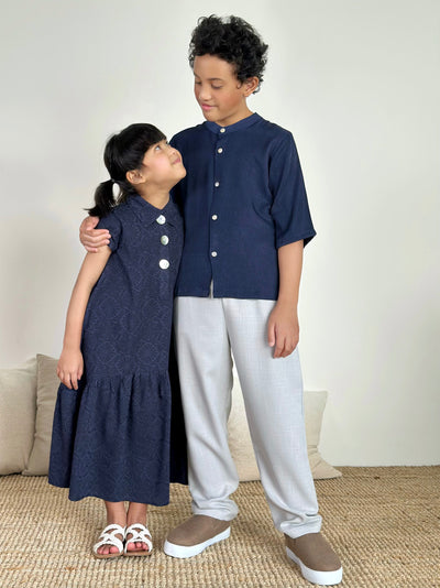 PUJANGGA Kurta in Navy Blue