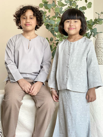 DAMAI Teluk Belanga Kurta in Grey