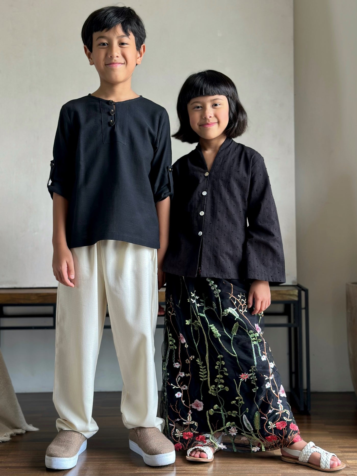 EZRA Kurta in Charcoal