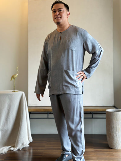 MALIK Teluk Belanga Baju Melayu Set in Pewter