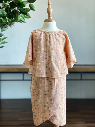 SUFI Baby's Batwing Kurung Set in Peach Floral