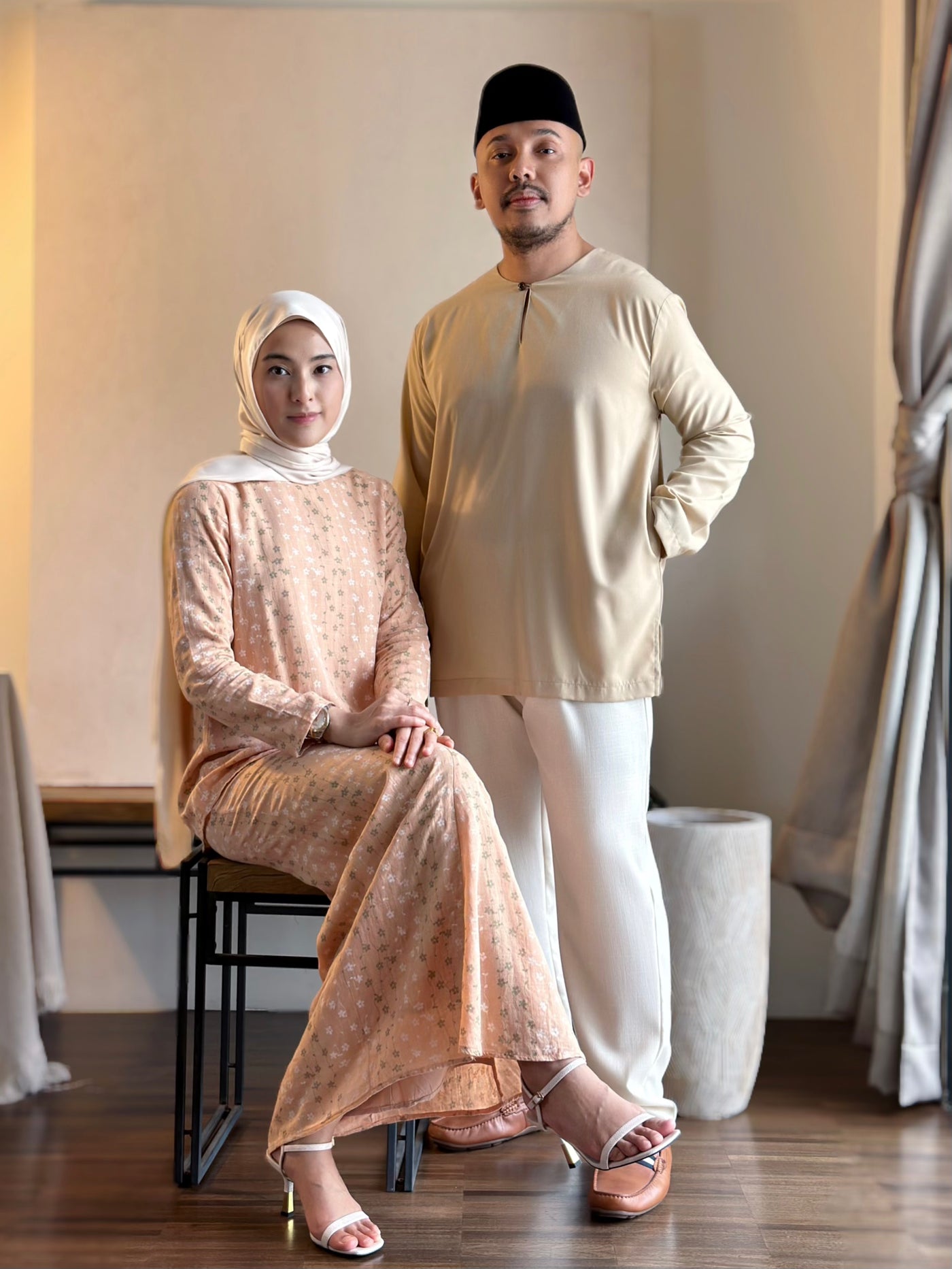 KANDIS Modern Kurung Set in Peach Floral