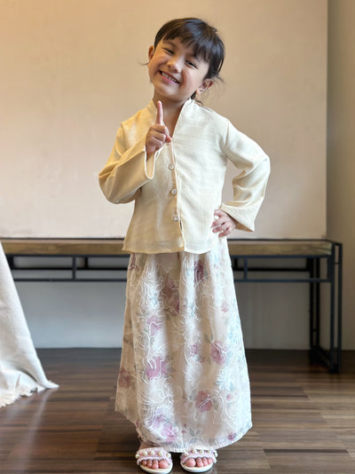 LILY Modern Mini Kebaya Set in Vanilla Rose