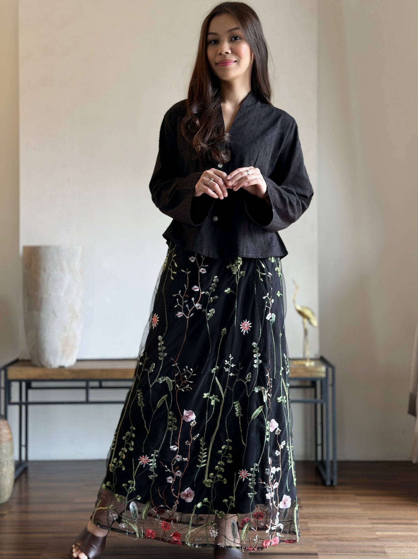 CAMELIA Modern Mini Kebaya Set in Black Bloom