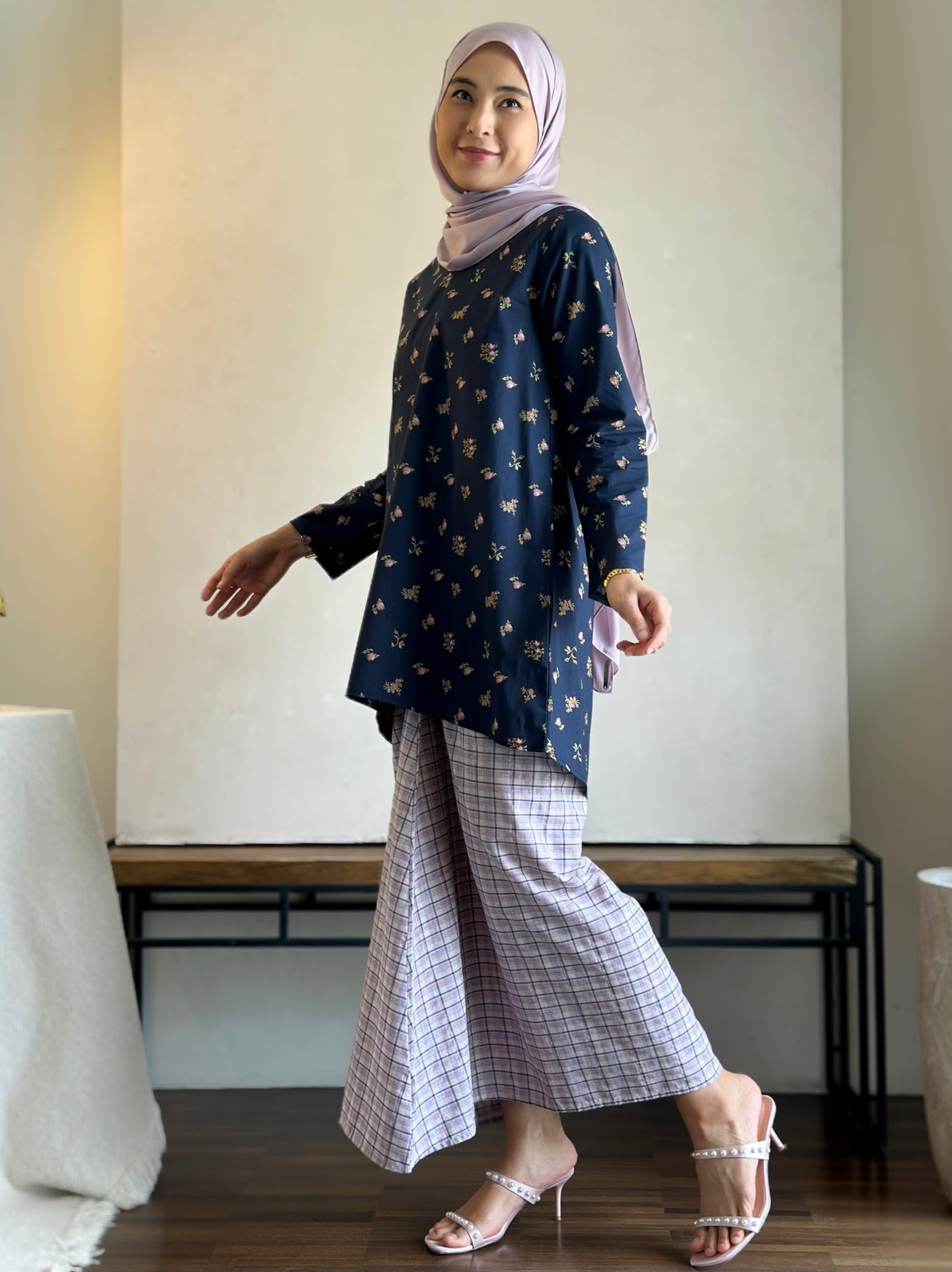 BIDARA Kurung Set in Navy-lilac