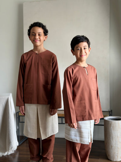 NUH Teluk Belanga Baju Melayu Set in Cocoa