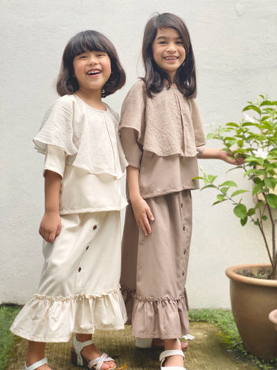 Celina Puritan-collar Blouse in Ivory