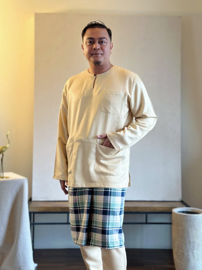 MALIK Teluk Belanga Baju Melayu Set in Buttermilk