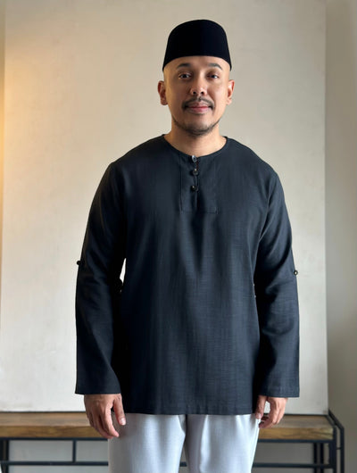 ELIAS Kurta in Charcoal
