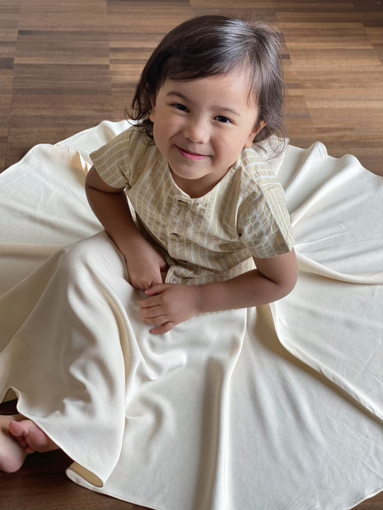 TARI Baby’s Blouse and Circle Skirt Set in Cream