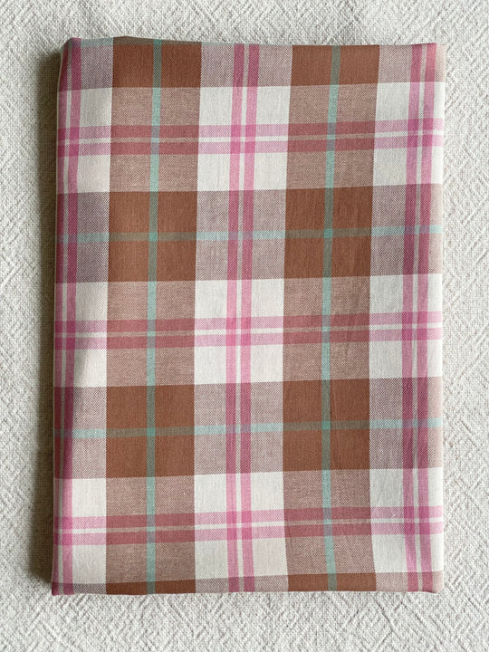 ISHAK Pelikat Style Samping in Plaid
