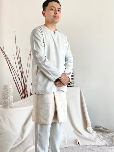 MALIK Teluk Belanga Baju Melayu Set in Honeydew