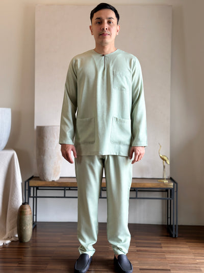 MALIK Teluk Belanga Baju Melayu Set in Mint
