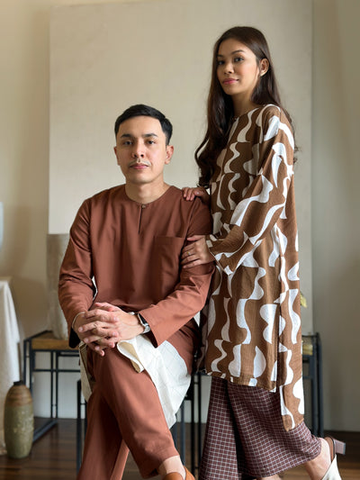 MALIK Teluk Belanga Baju Melayu Set in Cocoa