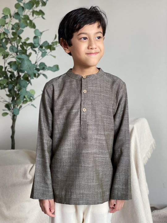 AMAR Kurta in Mud Green