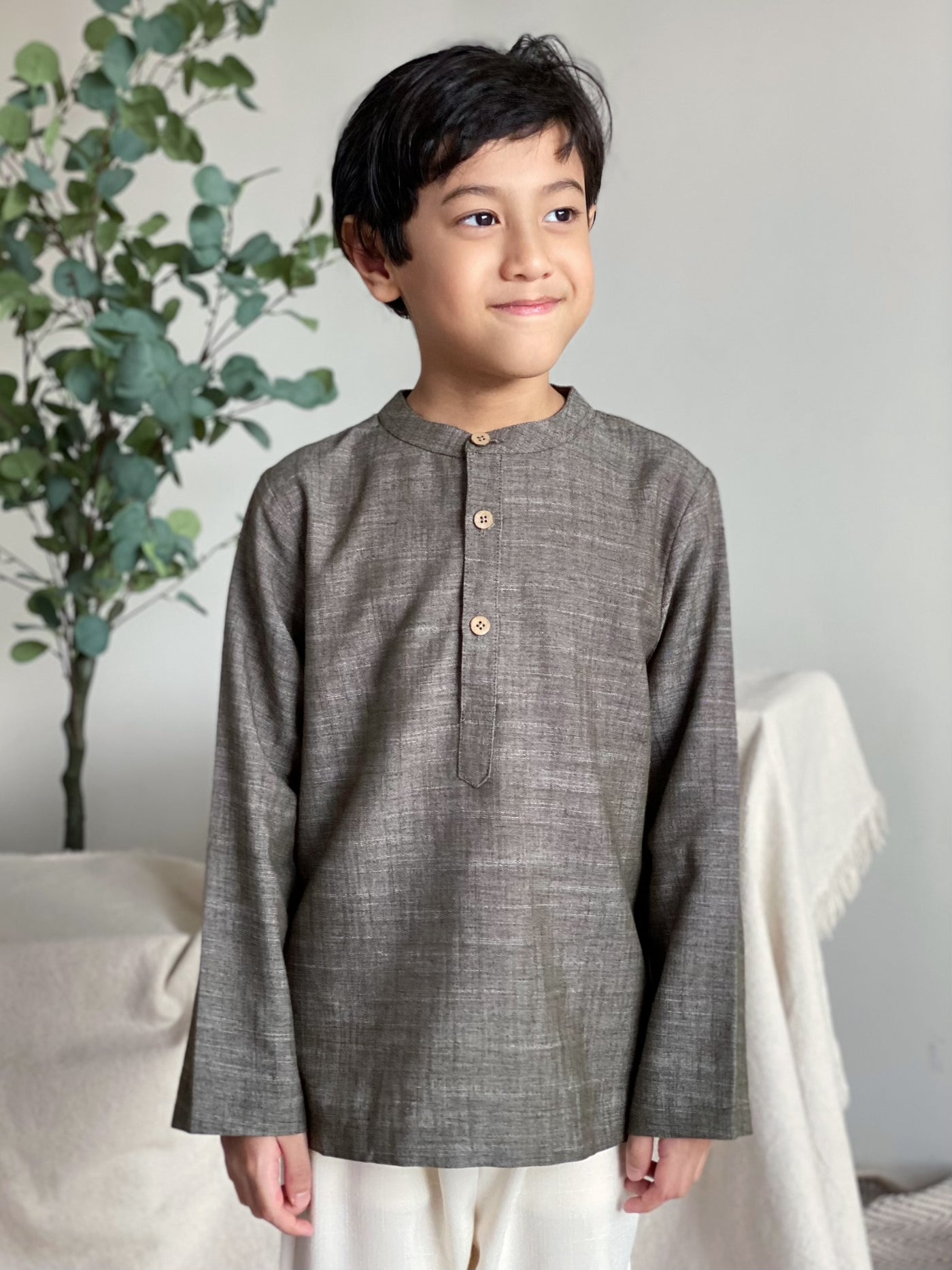 AMAR Kurta in Mud Green
